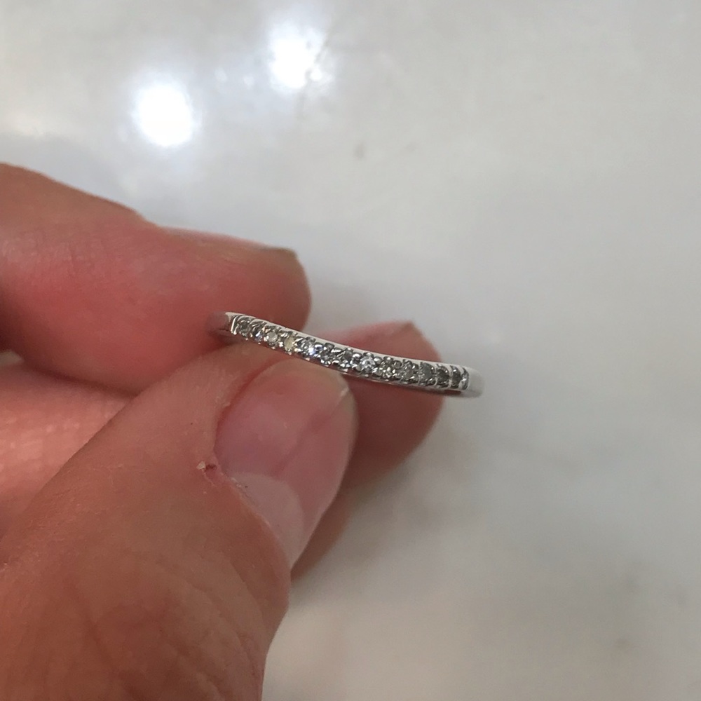 Diamond wedding band